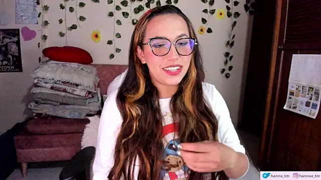 Snapshot of Hanna_Tm chatting on 21, 5, 2026 Hanna Tm online show from 21, 5, 2026