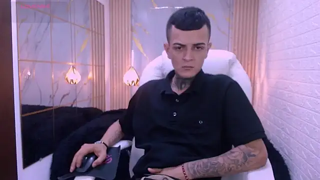 Snapshot of benjamin_anthony chatting on 20, 2, 2026 benjamin anthony online show from 20, 2, 2026