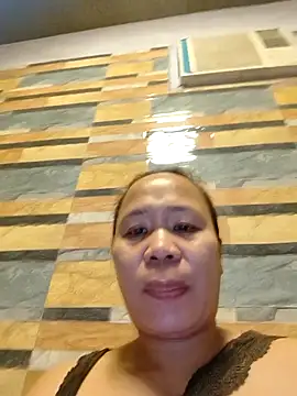 squirtshantal online show from 7, 2, 2026