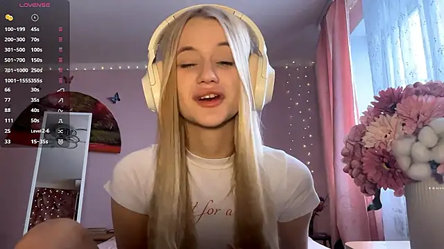 Snapshot of MelissaZaria chatting on 13, 2, 2026 MelissaZaria online show from 13, 2, 2026