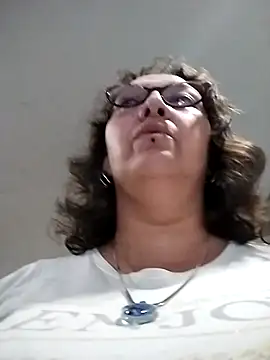 Snapshot of _Saraqueen chatting on 11, 3, 2026 Saraqueen online show from 11, 3, 2026