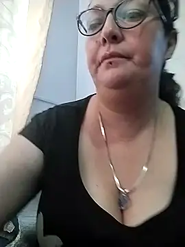 Snapshot of _Saraqueen chatting on 12, 3, 2026 Saraqueen online show from 12, 3, 2026