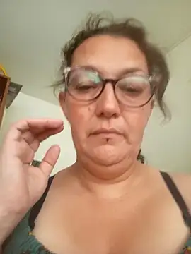 Snapshot of _Saraqueen chatting on 15, 3, 2026 Saraqueen online show from 15, 3, 2026