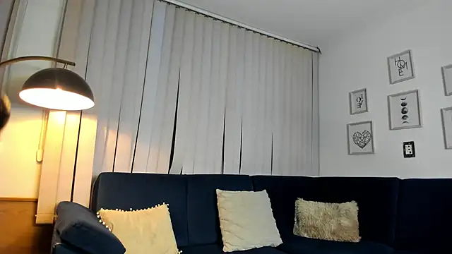 Snapshot of madii_lenon chatting on 24, 2, 2026 madii lenon online show from 24, 2, 2026