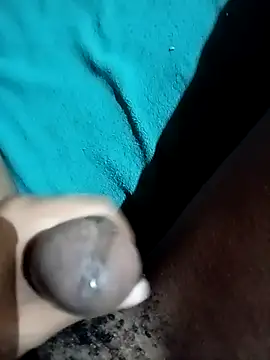 Naughtyboyz063 online show from 13, 2, 2026