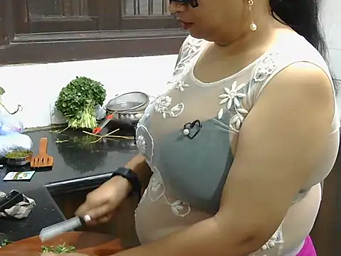 Hot Sonniyaa online show from 23, 2, 2026