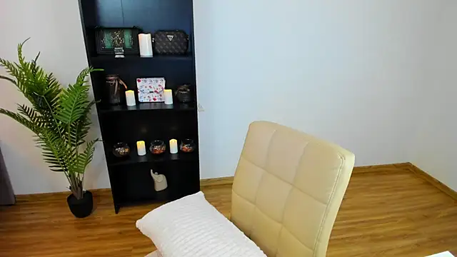 khloe starrr online show from 16, 3, 2026