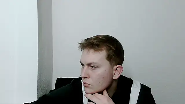 Snapshot of MrHeat_ chatting on 14, 2, 2026 MrHeat online show from 14, 2, 2026