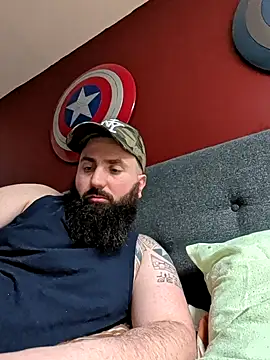 Snapshot of daddyboucher69 chatting on 14, 2, 2026 daddyboucher69 online show from 14, 2, 2026