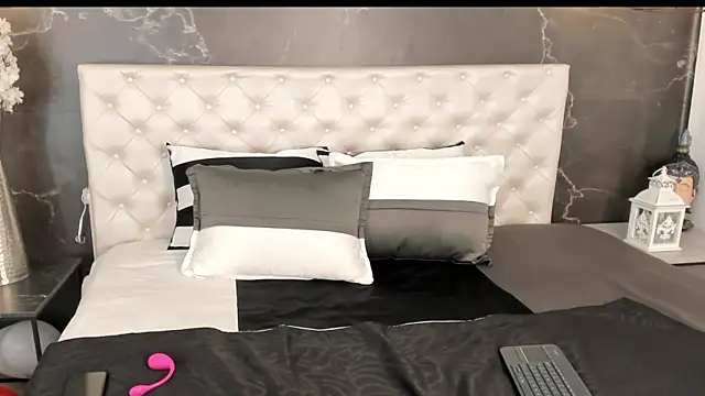 Snapshot of Samantha_Dupre chatting on 17, 2, 2026 Samantha Dupre online show from 17, 2, 2026