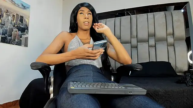 Snapshot of ElektraBomdans chatting on 18, 4, 2026 ElektraBomdans online show from 18, 4, 2026