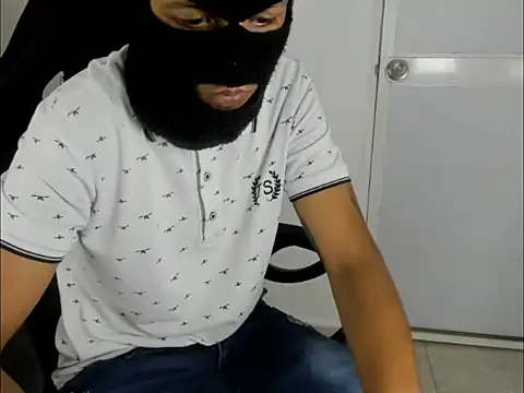 Snapshot of badboy_master chatting on 1, 4, 2026 badboy master online show from 1, 4, 2026