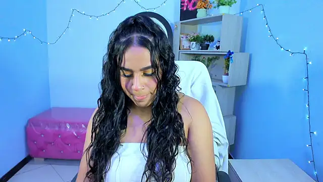 Snapshot of Scarlett_Moom chatting on 16, 7, 2026 Scarlett Moom online show from 16, 7, 2026