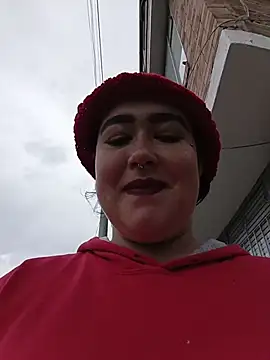 Snapshot of Freckless_ chatting on 24, 4, 2026 Freckless online show from 24, 4, 2026