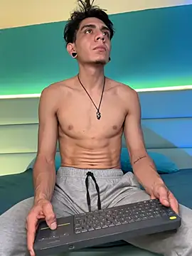 abrilandjulian online show from 12, 3, 2026