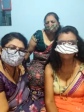 Snapshot of Kannadasexywifes chatting on 24, 4, 2026 Kannadasexywifes online show from 24, 4, 2026