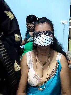 Snapshot of Kannadasexywifes chatting on 25, 4, 2026 Kannadasexywifes online show from 25, 4, 2026