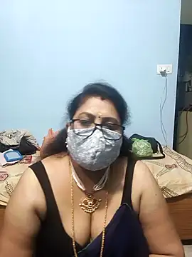 Snapshot of Kannadasexywifes chatting on 8, 5, 2026 Kannadasexywifes online show from 8, 5, 2026