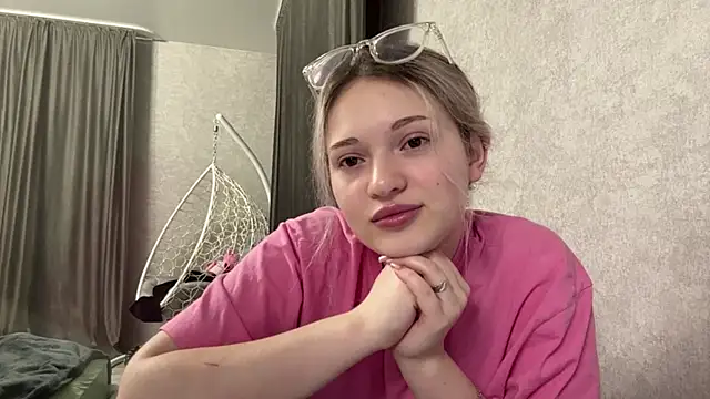 Snapshot of Linaceleste chatting on 23, 2, 2026 Linaceleste online show from 23, 2, 2026