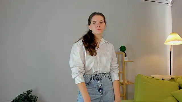 JacquelynGraig online show from 17, 2, 2026