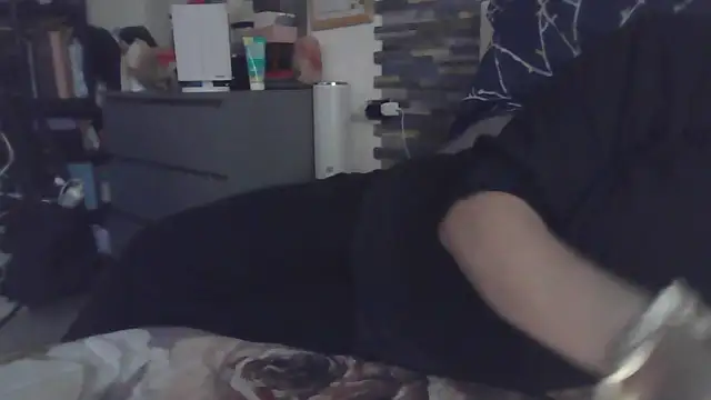 luanahot1 online show from 16, 3, 2026