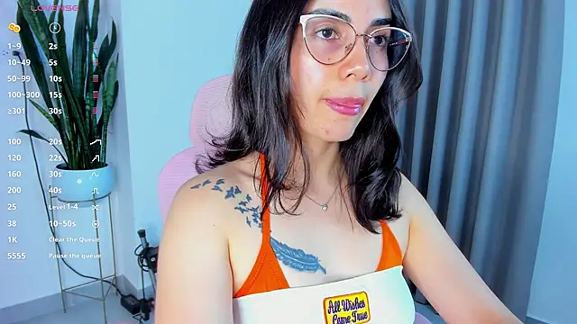 Snapshot of sara_ospina22 chatting on 8, 6, 2026 sara ospina22 online show from 8, 6, 2026