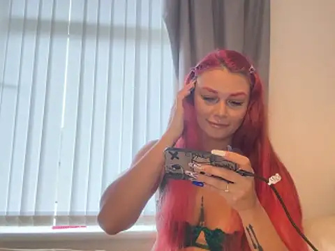 Snapshot of FoxyValentine chatting on 27, 6, 2026 FoxyValentine online show from 27, 6, 2026