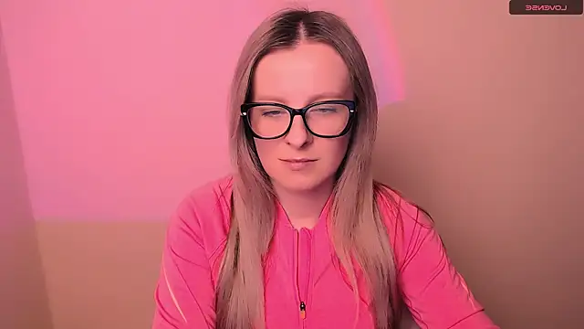 Snapshot of AnnePeach chatting on 24, 2, 2026 AnnePeach online show from 24, 2, 2026