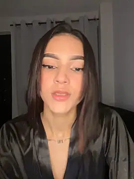 CarolineEvans x online show from 2, 4, 2026