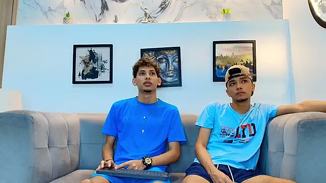 Snapshot of YOUNG_BOYS_HELL chatting on 22, 4, 2026 YOUNG BOYS HELL online show from 22, 4, 2026