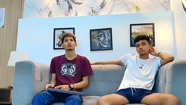 Snapshot of YOUNG_BOYS_HELL chatting on 24, 4, 2026 YOUNG BOYS HELL online show from 24, 4, 2026