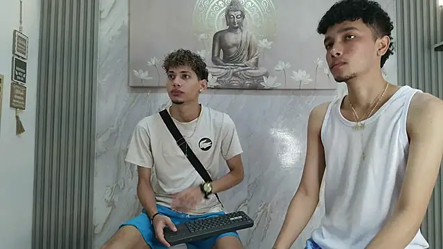 Snapshot of YOUNG_BOYS_HELL chatting on 26, 4, 2026 YOUNG BOYS HELL online show from 26, 4, 2026