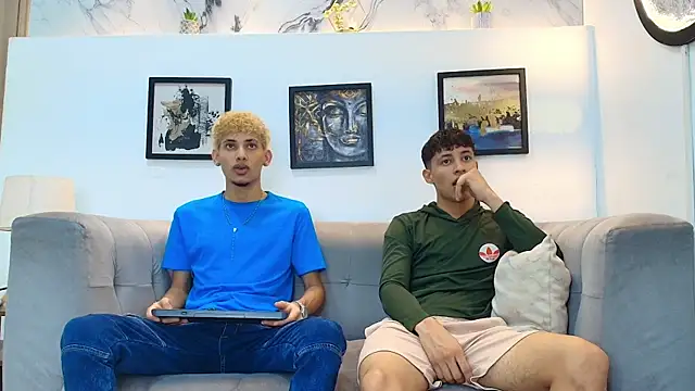 Snapshot of YOUNG_BOYS_HELL chatting on 28, 5, 2026 YOUNG BOYS HELL online show from 28, 5, 2026