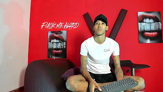 Snapshot of GREEN_BOYS chatting on 26, 2, 2026 GREEN BOYS online show from 26, 2, 2026