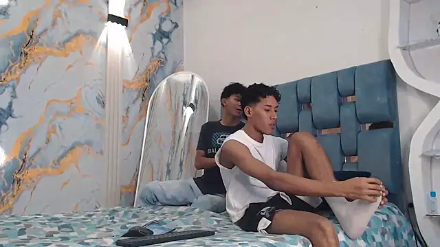 GREEN BOYS online show from 12, 4, 2026