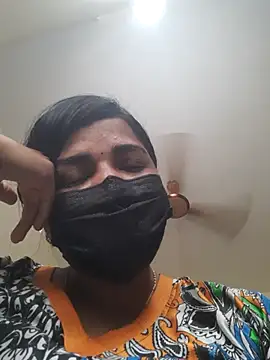 Tamil Luckly girl online show from 7, 4, 2026