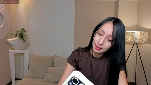 Snapshot of AmaraDivine chatting on 9, 7, 2026 AmaraDivine online show from 9, 7, 2026