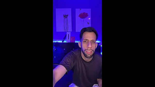 Snapshot of Karim_mansur chatting on 23, 4, 2026 Karim mansur online show from 23, 4, 2026