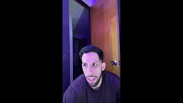 Snapshot of Karim_mansur chatting on 24, 4, 2026 Karim mansur online show from 24, 4, 2026