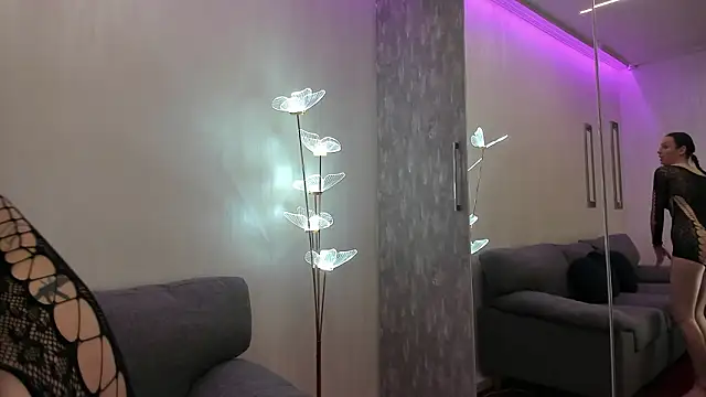 Snapshot of Natasha-Moon chatting on 2, 3, 2026 Natasha-Moon online show from 2, 3, 2026