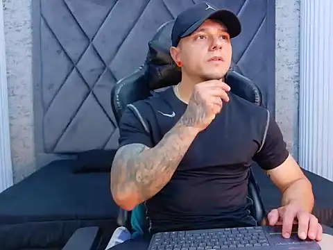 TYSONRICH1 online show from 26, 2, 2026