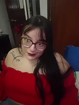 Snapshot of daphneev chatting on 8, 5, 2026 daphneev online show from 8, 5, 2026