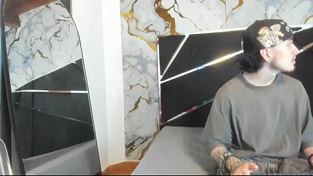 Couple In Heat online show from 25, 3, 2026