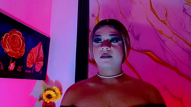 cristal villael  online show from 24, 3, 2026