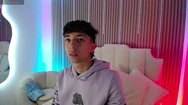 Aiden Rivers  online show from 3, 3, 2026