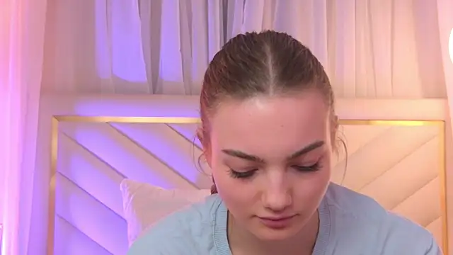 Snapshot of Sona_Lavberi chatting on 29, 4, 2026 Sona Lavberi online show from 29, 4, 2026