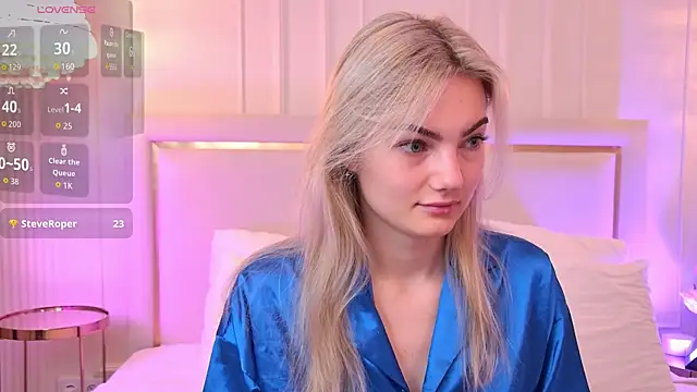 Snapshot of Sona_Lavberi chatting on 13, 6, 2026 Sona Lavberi online show from 13, 6, 2026