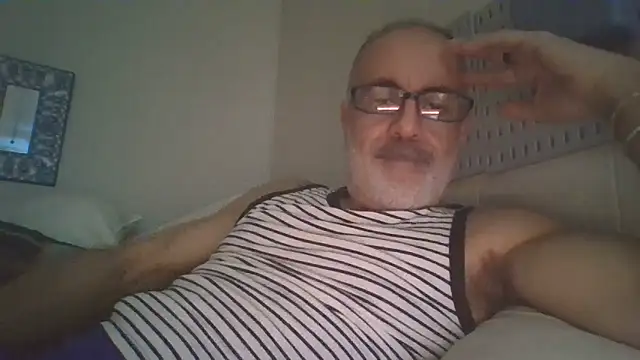 Nightstikk8 online show from 17, 2, 2026