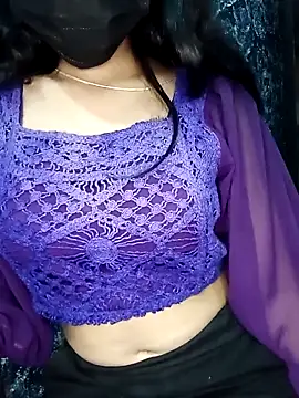 Snapshot of Cutie_babes01 chatting on 28, 2, 2026 Cutie babes01 online show from 28, 2, 2026