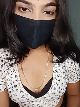 Cutie babes01 online show from 15, 7, 2026